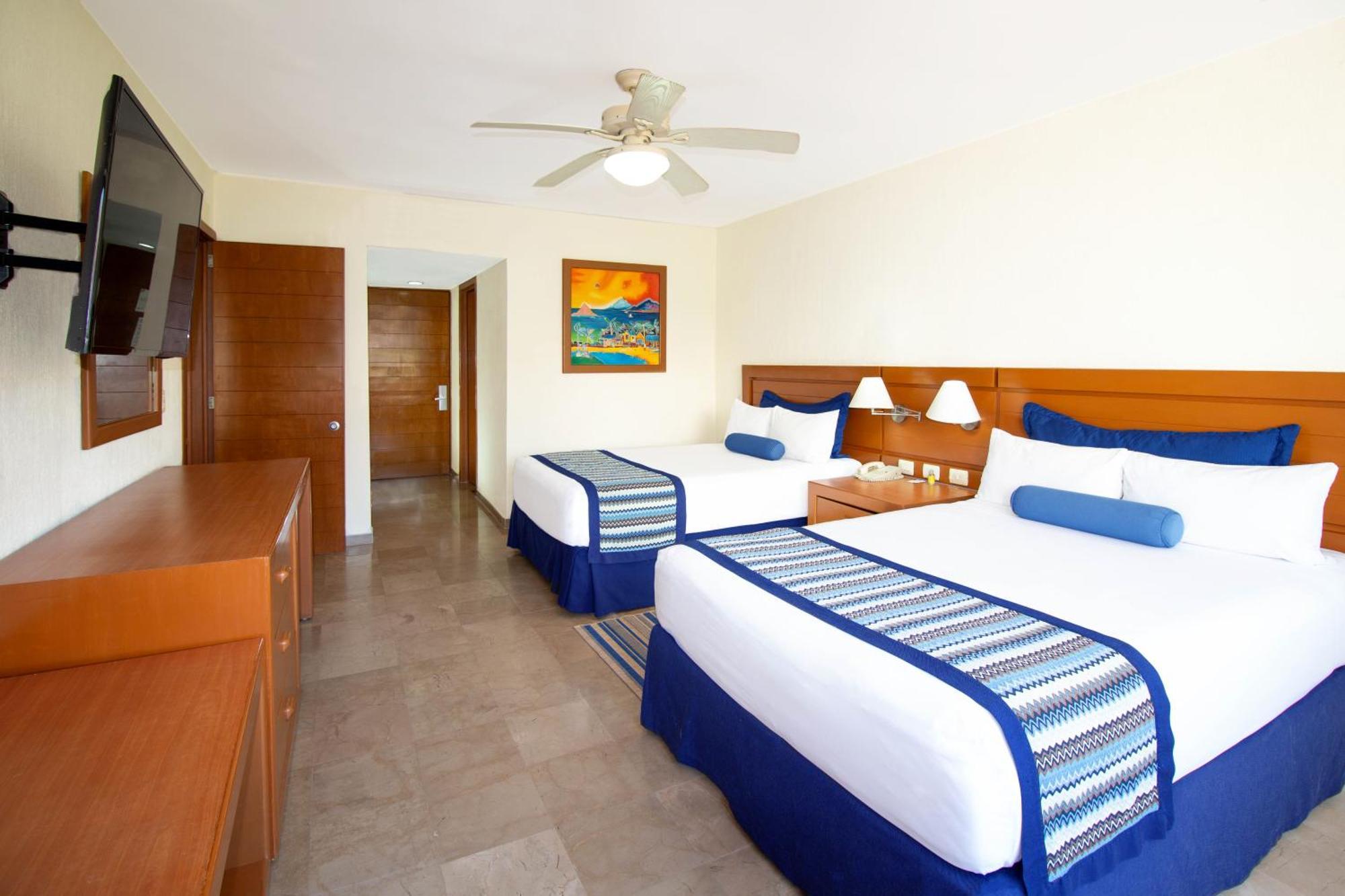 Plaza Pelicanos Grand Beach Resort All Inclusive Puerto Vallarta Dış mekan fotoğraf