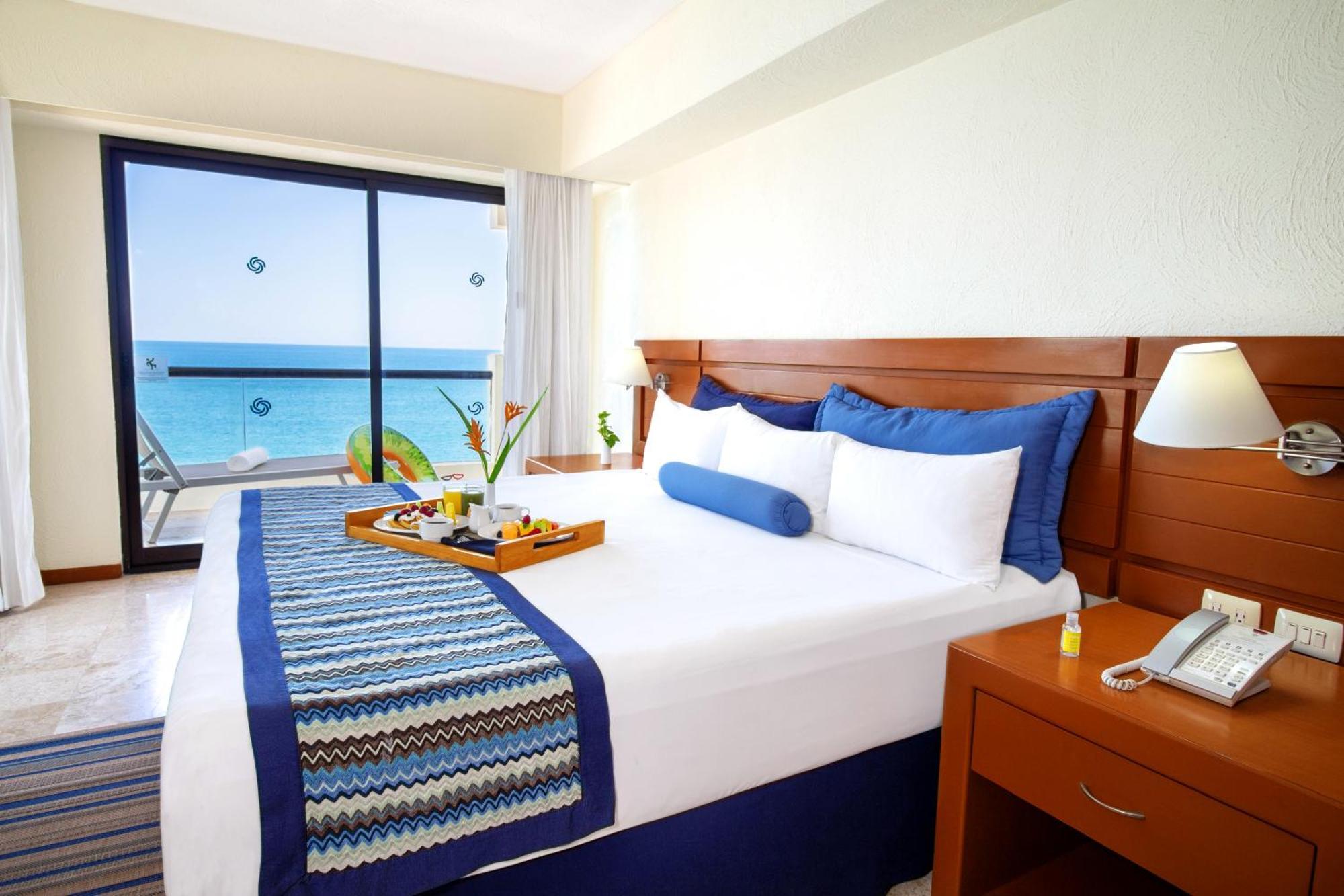 Plaza Pelicanos Grand Beach Resort All Inclusive Puerto Vallarta Dış mekan fotoğraf