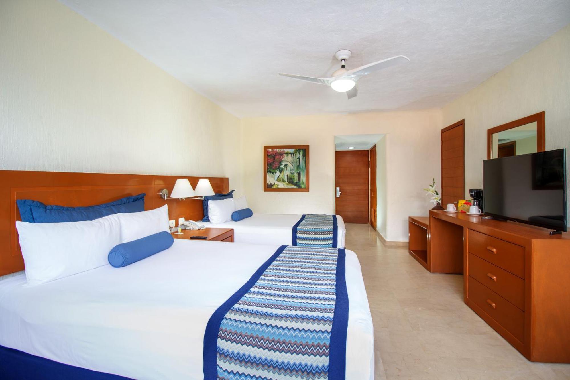 Plaza Pelicanos Grand Beach Resort All Inclusive Puerto Vallarta Dış mekan fotoğraf