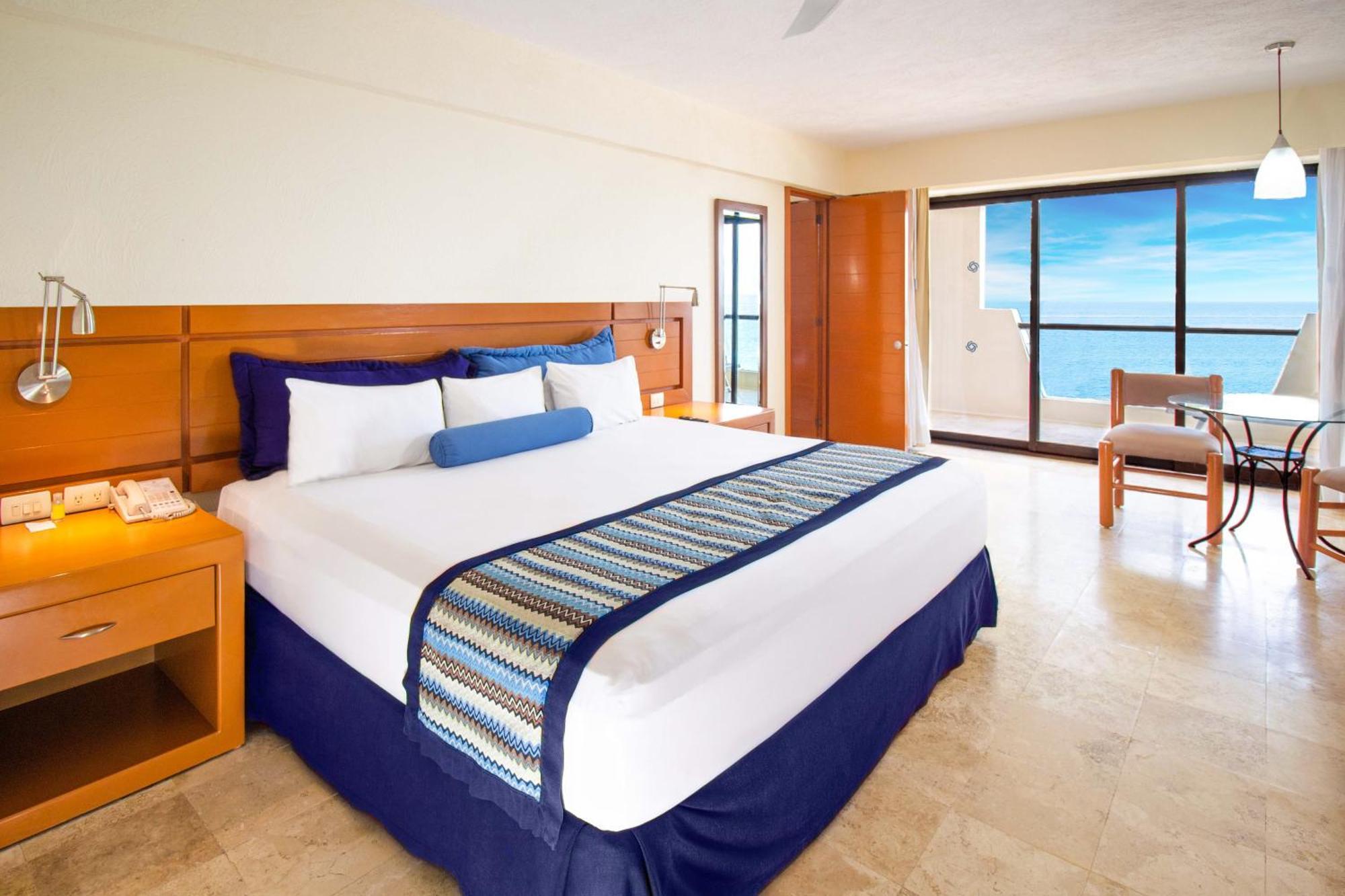 Plaza Pelicanos Grand Beach Resort All Inclusive Puerto Vallarta Dış mekan fotoğraf