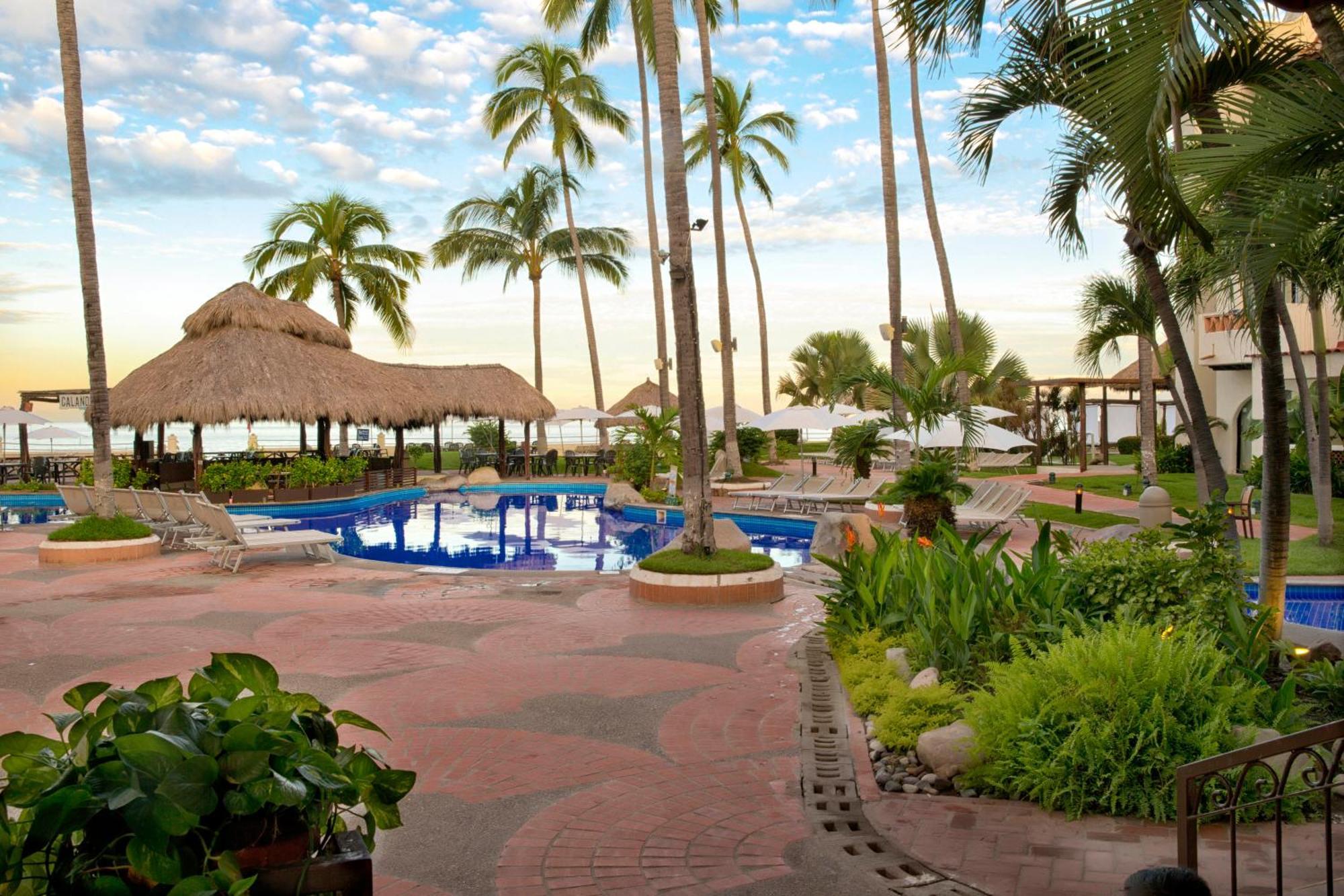Plaza Pelicanos Grand Beach Resort All Inclusive Puerto Vallarta Dış mekan fotoğraf